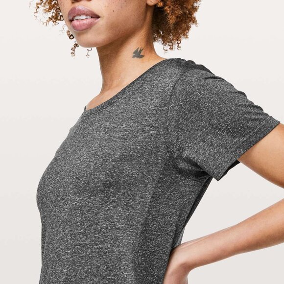 Lululemon Wait For Nothing Short Sleeve | Size 6 | NWOT - Picture 3 of 8